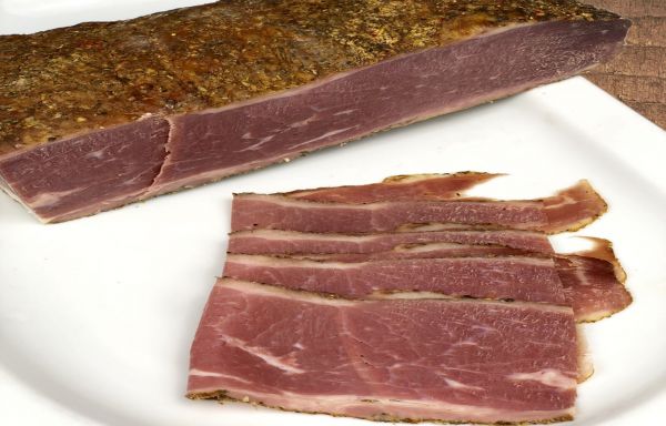 Pastrami - Rinderschinken gekocht, geschnitten