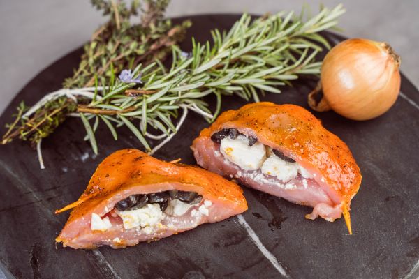 Steaktaschen griechisch Oliven/Schafskäse vom "Wohlfühlschwein"
