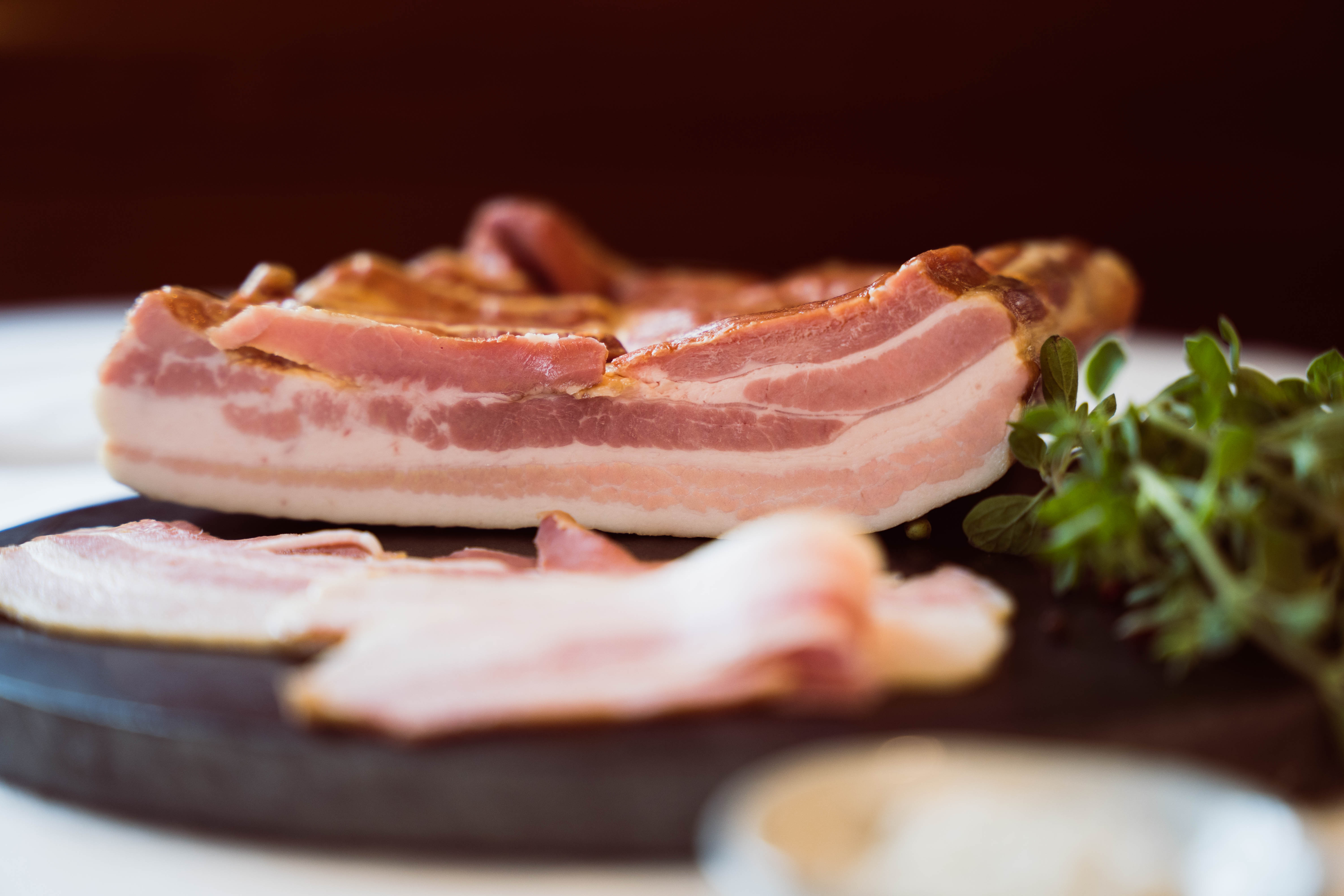 Schweinebauch gekocht geräuchert Landmetzgerei Weisenhorn GmbH