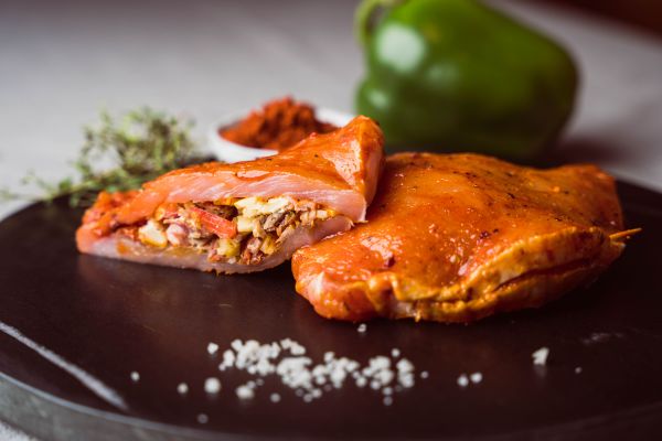 Steaktaschen mit Pizzafüllung vom "Wohlfühlschwein"