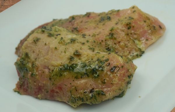 Schweine-Medaillon mariniert "Kräuter"