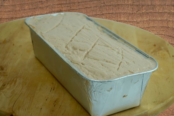 Leberkäse zum Backen in der Aluform